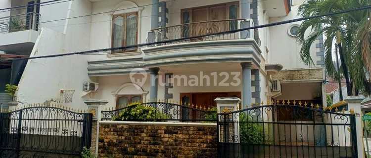 Rumah Furnished Bagus di Sunter 1