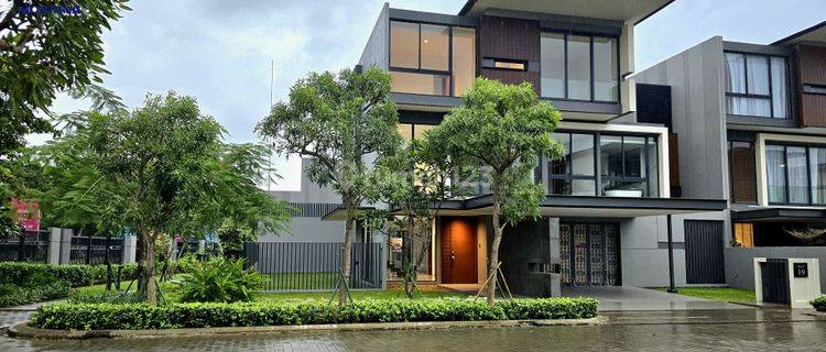 DIJUAL RUMAH CLUSTER LYNDON NAVAPARK BSD ADA LIFT 1