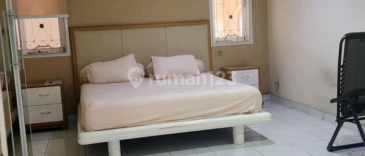 Rumah Sewa Di.permata Buana. Hadap Selatan, Jalan Lebar 1