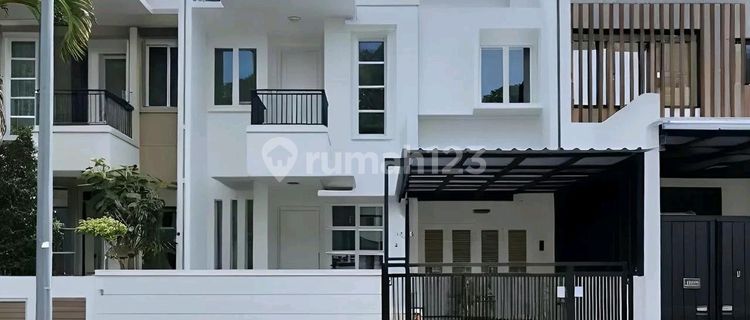 Rumah 2 Lt , Sdh Renov, Siap Huni 1