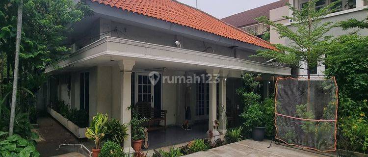 For Sale Rumah Lama Terwat dan Bagus Siap Huni Di Salemba 1