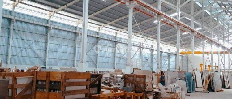 Gudang Siap Pakai di Kic Gatsu 1