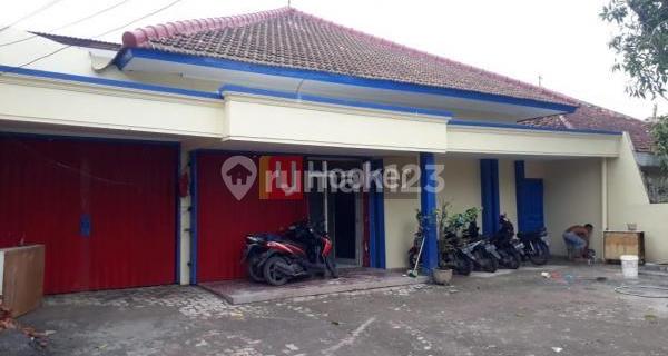 Rumah cocok untuk kantor dan gudang di Taman Hassanudin 1