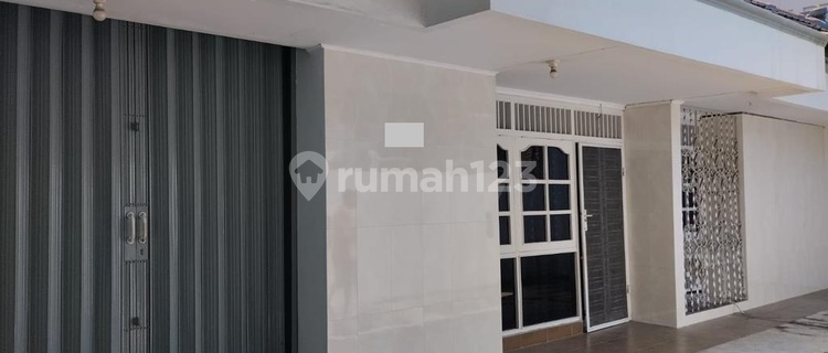 Rumah siap huni di jalan Drupadi 1