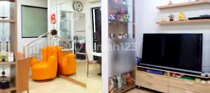 Nice and well-maintained house in Casa Jardin Cluster Anthurium, West Jakarta 1