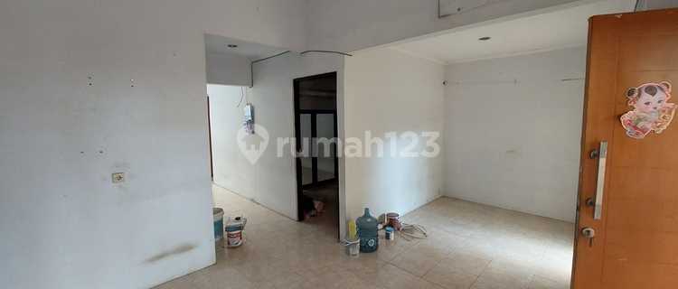 Rumah Siap Huni di Simprug Poris Tangerang Strategis 1