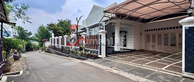 Ready-to-Occupy 1-Story House Below NJOP Price in Lebak Bulus, South Jakarta 1