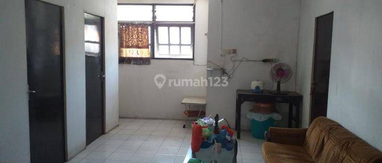 Rumah Siap Huni di Jalan Kelengan Kecil 1