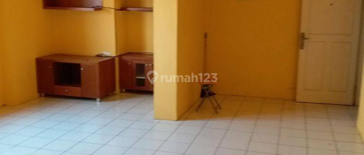 Apartemen Teluk Intan 3 BR Semi Furnished Bagus 1