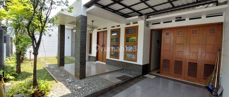 Rumah 1 Lantai , Kebayoran Baru , Mayestik 250 Jt Thn 1