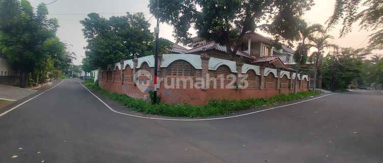 Duren Sawit Al Rumah Hook Bisa Untuk Catering/kantor Harga Nett Rp.185jt/thn Minimal Sewa 2 Tahun 1