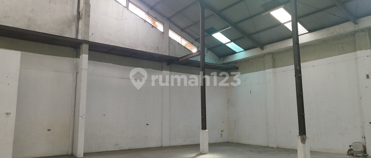 Gudang Pisangan Lama 1