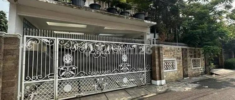 Luxurious and Majestic Semi-Furnished House in Pejaten 1