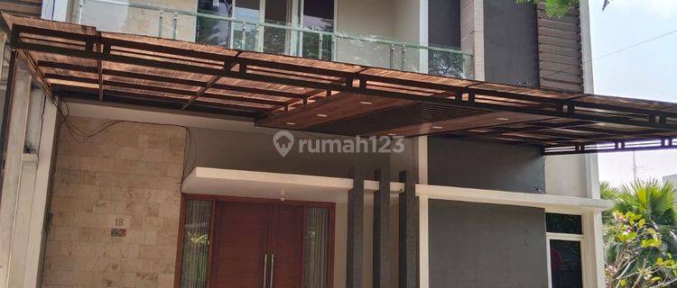 For Sale Rumah Hoek di Riviera Geger Kalong 1