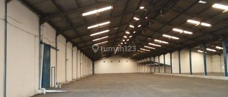 Disewakan Gudang Di Ciracas, Jakarta-timur, Lokasi Bagus Dan Strategis, Akses Mudah, Bisa Container, Gudang Bagus, Ada Bangunan Kantor, Dekat Tol Kp.rambutan 1