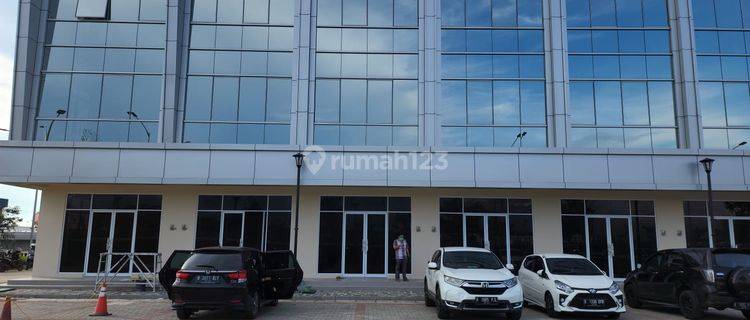 Ruko La Riviera Pik2 , lanjut cicil 18x lagi ke developer byr di Muka 3Man aja  1