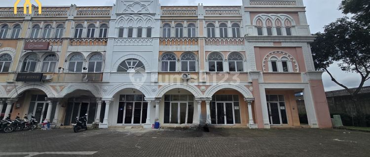 For Sale: Alicante 3-Story Shop House Facing Main Road in Gading Serpong 1
