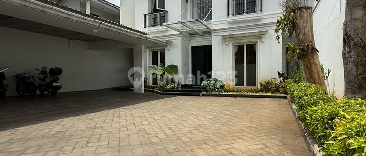 Modern Classic House Di Veteran Bintaro 1