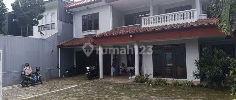 Disewakan Rumah Cilandak Strategis Besar Jakarta Selatan 1