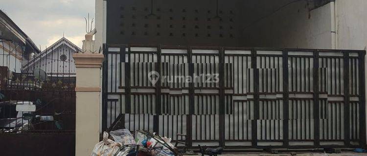 Ruko Jl Beteng  1