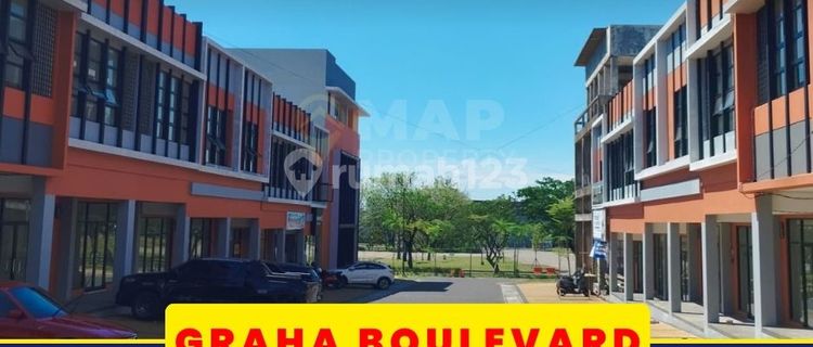 FOR SALE SHOPHOUSE IN MAKASSAR AT GRAHA BOULEVARD WITH FREE VAT PROMOTION 1