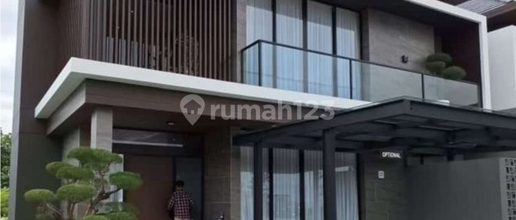 Luxury Japanese-Concept Home with Complete Facilities and Guaranteed Security. 1