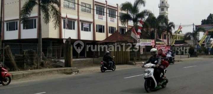 Quick Sale 3-Story Shop House in Caringin Bogor, Main Roadside, Near Market and Mosque 1