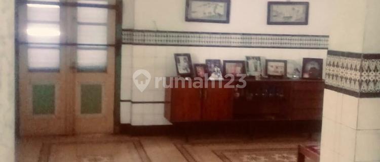 Dijual Rumah Heritage di Semarang, Dijalan Raya Dr Cipto , Cocok untuk Restoran, Hotel, Cafe, Toko Barang Antik, Homestay, Penginapan Dll 1