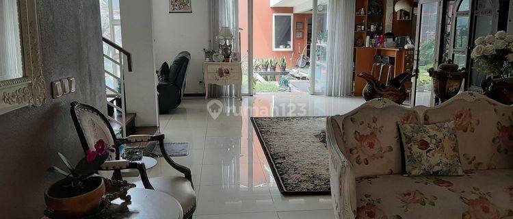  Rumah Bagus 2 Lantai di Kotabaru Parahyangan Semi Furnished 1