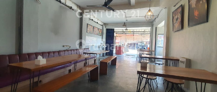 Ready-to-Use Shophouse, Suitable for Culinary Business in Antapani, Bandung 1