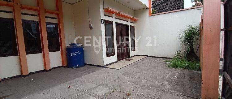 Rumah Besar Siap Huni Komplek Pasadena Caringin 1