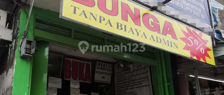 Luxury Shophouse on Sukajadi Main Road, in Front of Pvj 1