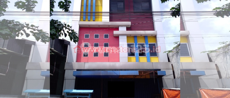 Flood Free, Shop House, 3 Floors, Near City Bus Access, in North Purwokerto (Pw001488) 1
