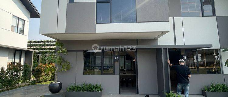 Rumah 2 lantai harga 300jtan dekat Gading Serpong 1