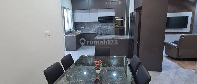 Rumah Furnished Siap Huni SHM di The Spring Gs, Tangerang  1