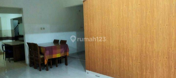 Dijual Rumah Daerah Cikoko Pancoran Semi Furnished Rp. 3.75m Nego 1