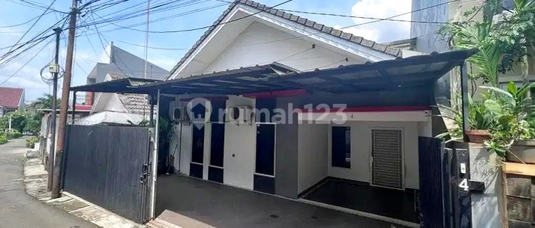 Rumah Strategis Daerah Tebet Jakarta Selatan 1