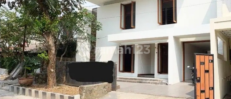 For Sale Strategic House in Lebak Bulus Cilandak 1