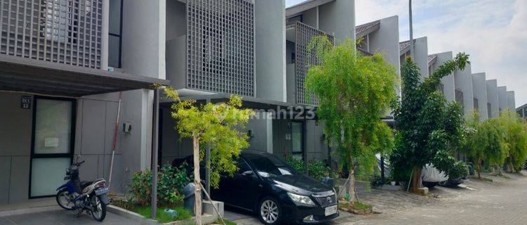 Rumah kan di Grand Wisata Cluster O2: Full furnished siap huni. 1