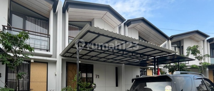 Rumah Di Jual di Waterfront Cikarang - 2 Lantai, Strategis, Siap Huni! 1