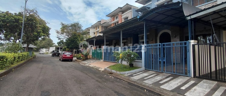 Luxury House for Sale in Grand Wisata Tambun - 2-Story Boulevard, Premium Location 1