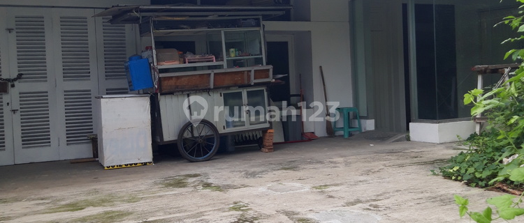 Affordable House in Cipaku Kebayoran Baru, Land Included! Wide Road. 1