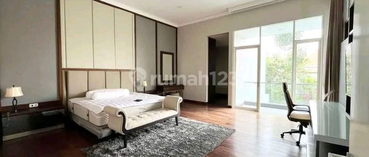 Graha Family B Mewah Jalan Kembar Furnish Swimming Pool 500jt 20m 1