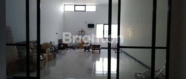 RUKO 2 LANTAI TERAWAT COCOK UNTUK TOKO, KANTOR, GUDANG DI KOTA JALAN KESATRIAN, SIDOARJO 1