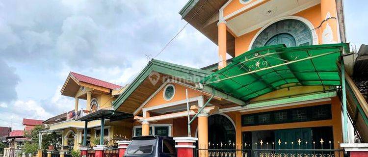 Dijual Rumah 2 Lantai Komplek Villa Permata Paus Pekanbaru 1