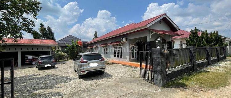 Dijual Rumah 4 Kamar Tidur Jl. Utama Rumbai Pekanbaru 1