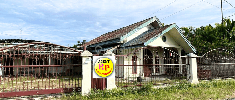 Disewakan Rumah 3 Kamar Tidur Jl. Arifin Ahmad Pekanbaru 1