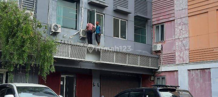 Disewakan Ruko Buat Kantor/Gudang Di Malibu ITC BSD 1