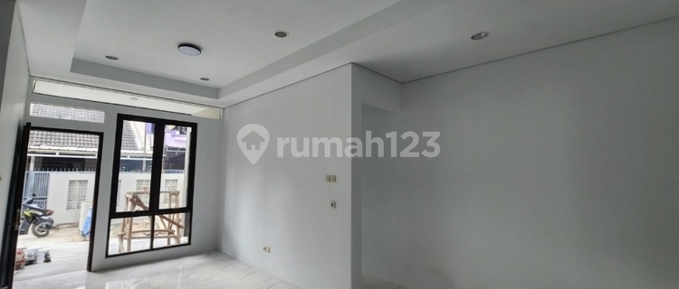 Minimalist New House 1