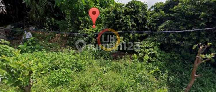 Plot in the Tugurejo Area 1